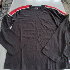 Black and Red Long Sleeve Men's Shirt  Phat FARM SIZE Xl. New With. tags.